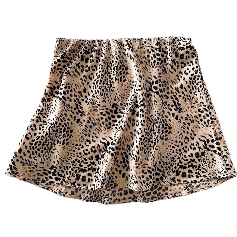 Forever 21 satin slip animal print mini skirt with elastic waist medium